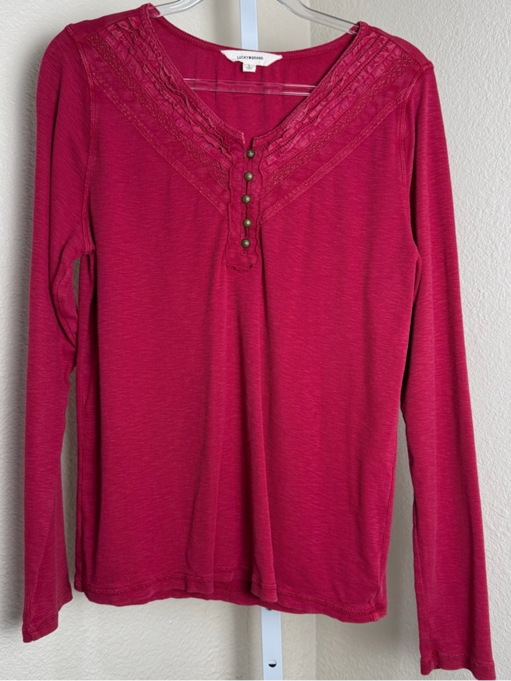 Lucky Brand Sz L Long Sleeve Henley Preppy Y2K Academia Vneck Lace Detail